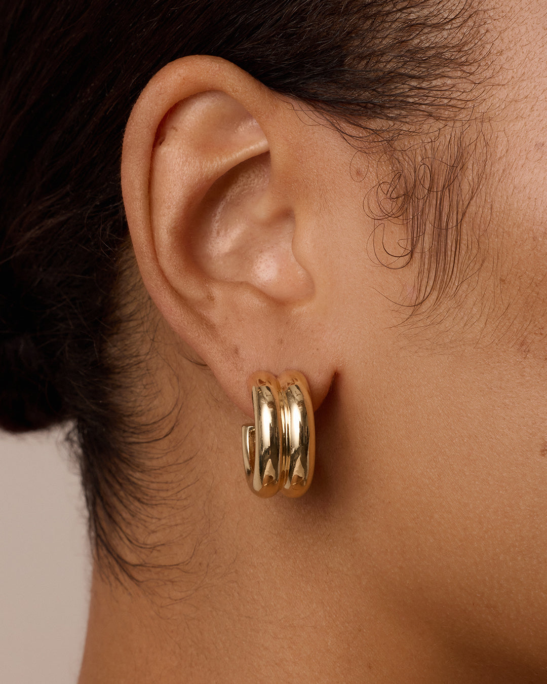 Alternative view of Lou Stacked Hoops
