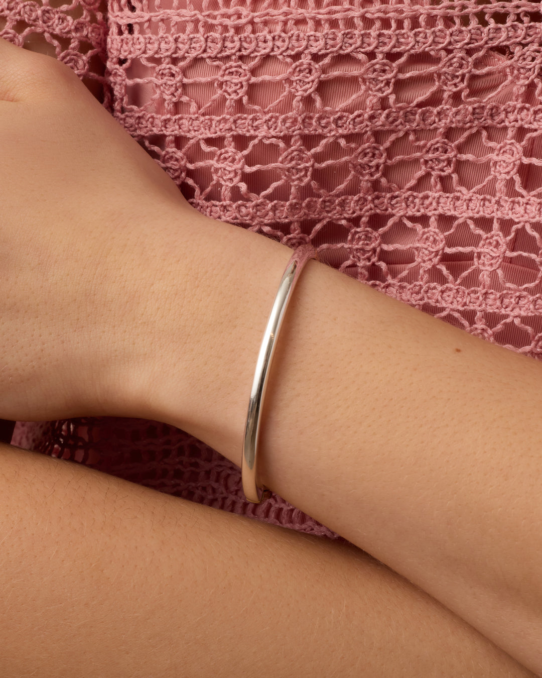 Alternative view of Paseo Mixed Cuff