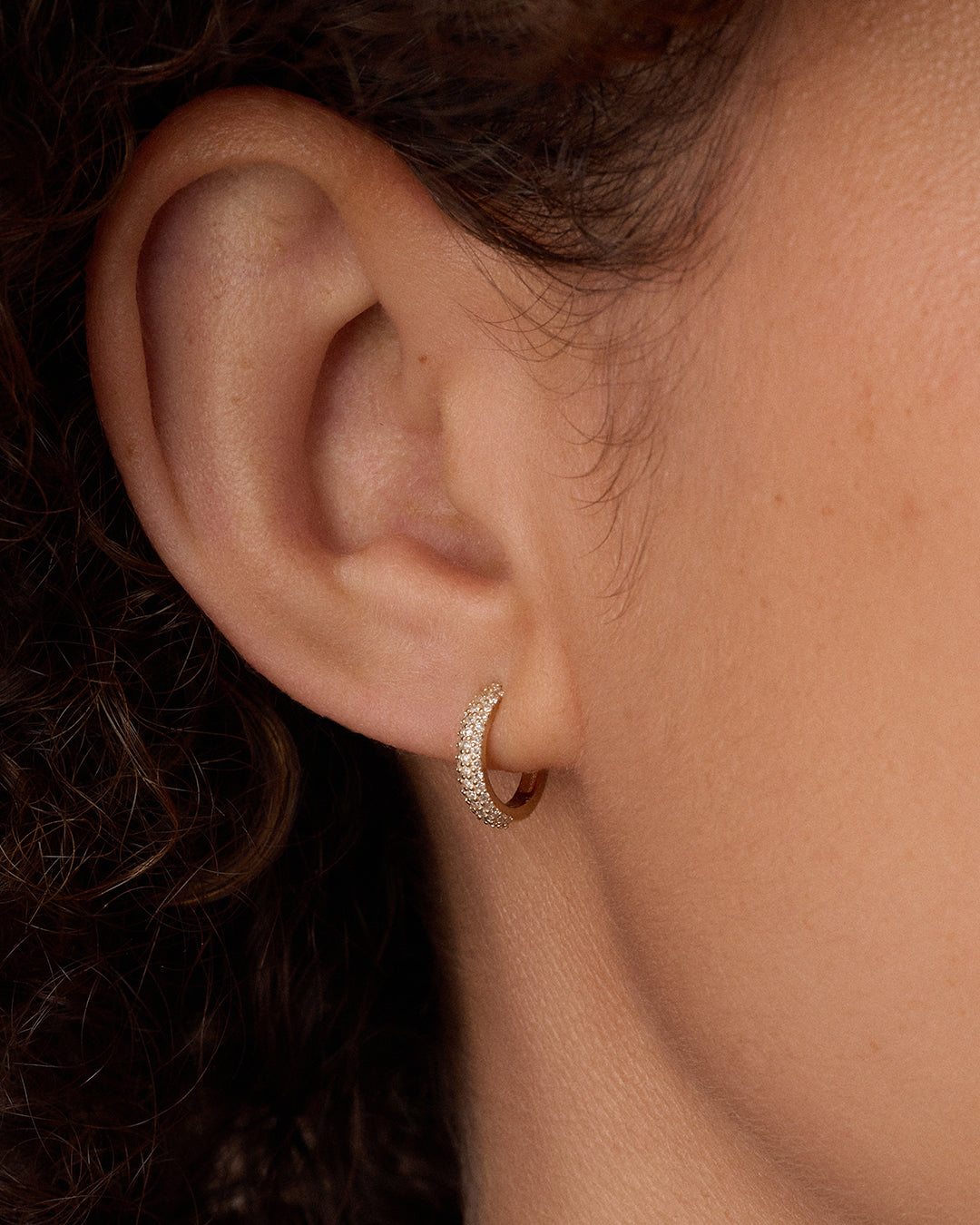 Alternative view of Diamond Paseo Single Huggie